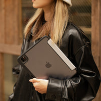 iPad Pro 13-inch (M4/M5) / Sandstone