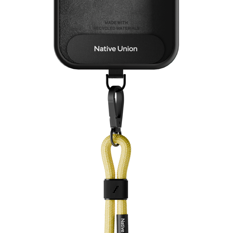 iPhone 17 / Black / Lemon