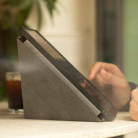 iPad Pro 13-inch (M4/M5) / Black