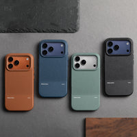iPhone 17 Pro / Tan